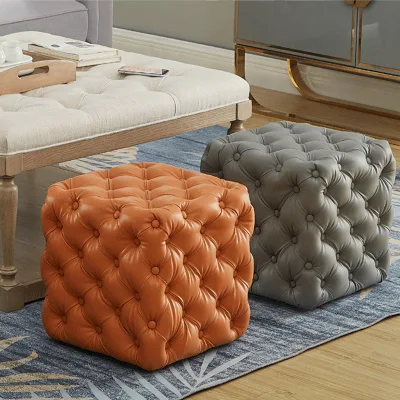 Petit pouf carré de meubles en flanelle sur mesure